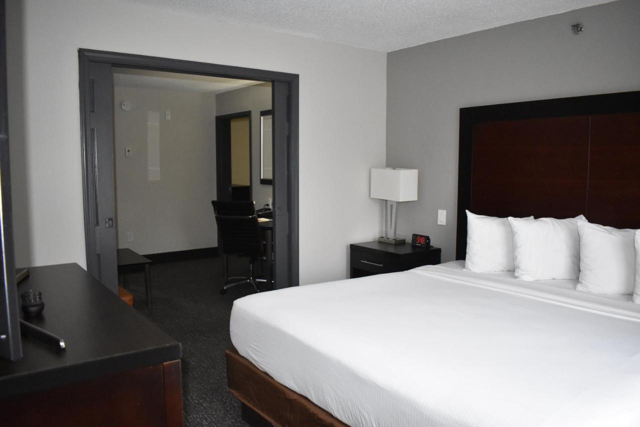 Wingate By Wyndham Atlanta Galleria/ Ballpark Smyrna Eksteriør billede